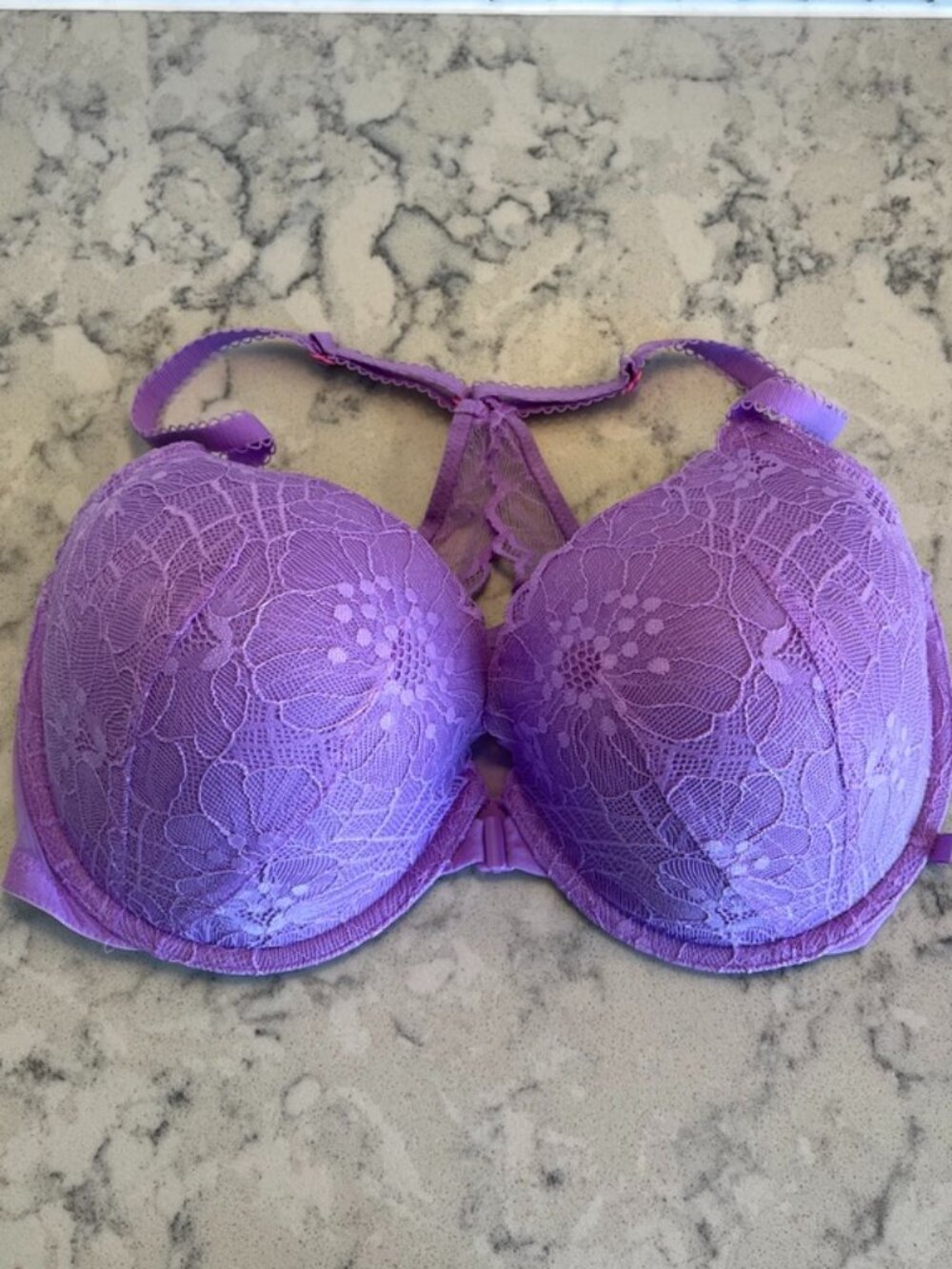 *NWT* Victoria's Secret Racerback Lightly Lined Bra Size 36DDD